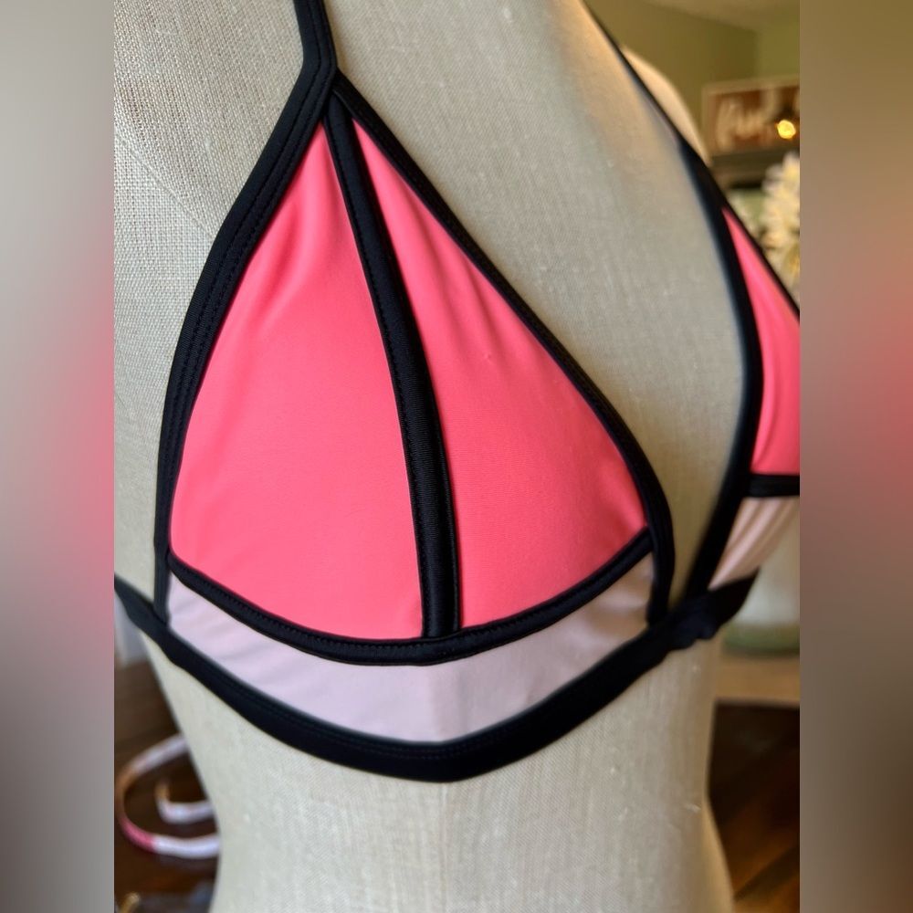 XHILARATION Vintage Pink & Black Bikini top NWOT SIZE LARGE
